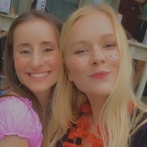 Meet your Posher, Calley